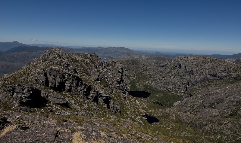 Mount Murchison - views into the crater from the summit.jpg