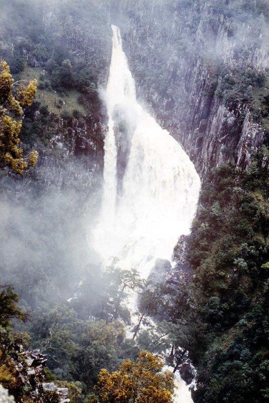 Bindook Falls 20-4-1984.jpg