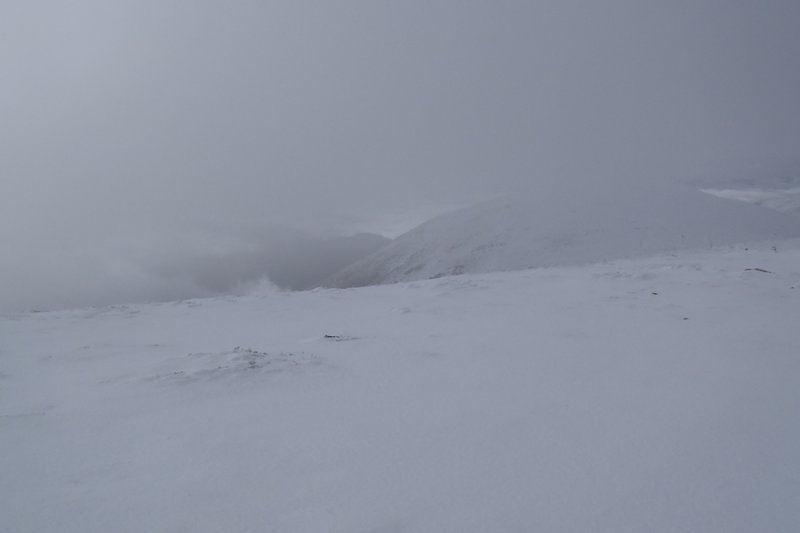 20150514_12_West Peak from Mt Bogong summit.JPG