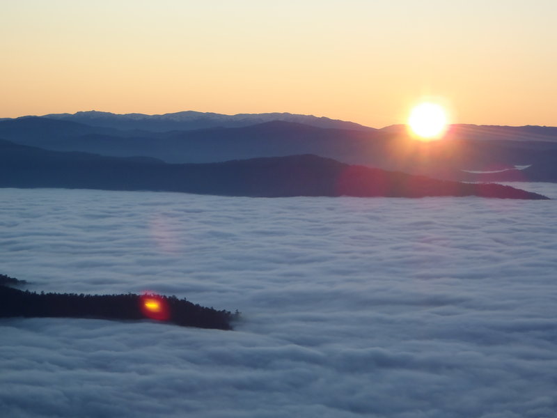 20150516_13_Looking east from Mt Wills.JPG