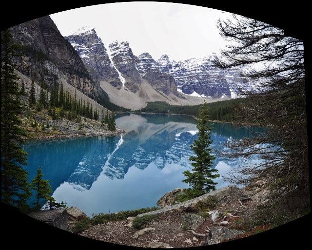 Moraine Lake (11) Stitch (640x513).jpg