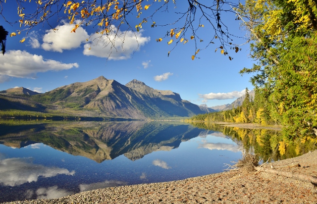 Lake MacDonald (6) (640x412).jpg