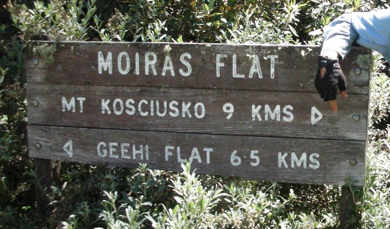 Moiras Flat sign.jpg