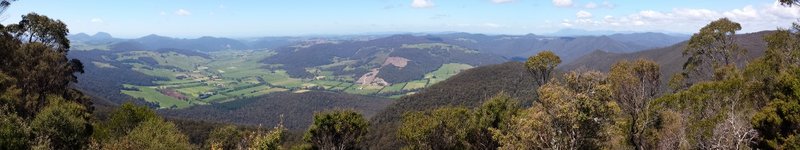 (11-11-17) Loyetea Peak (7) (1280x240).jpg