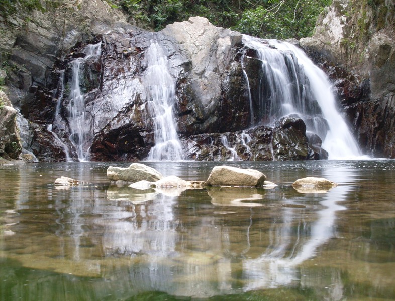 Waterfall 1.jpg