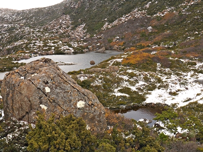 Tarn shelf.jpg