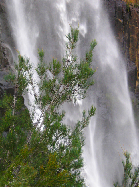 Pelverata cascade.jpg