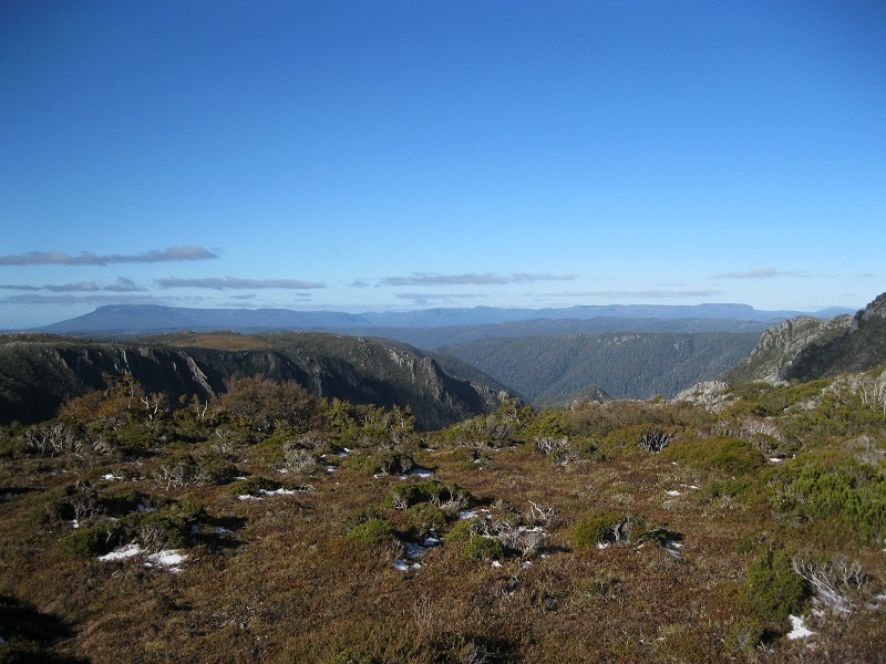Western Bluff from near Hansons Peak.JPG