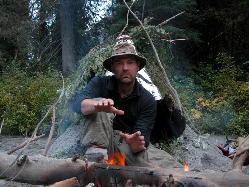 les-stroud-903430l.jpg