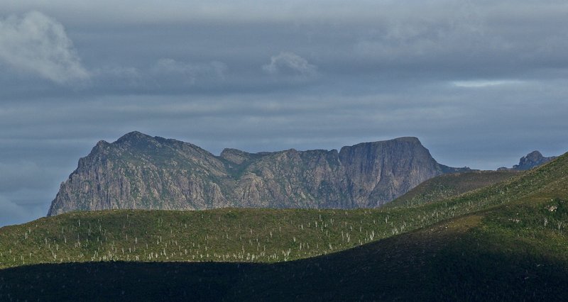 5224PrecipitousBluff.JPG