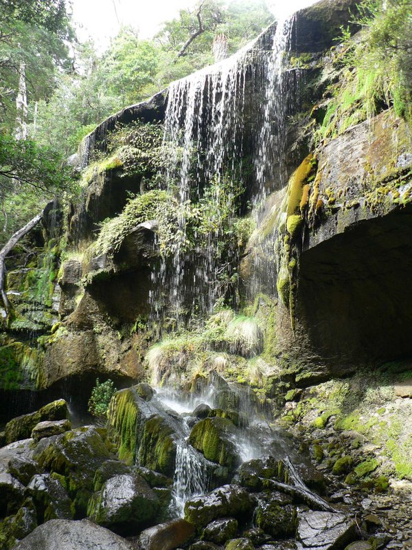 RINADEENA-FALLS.jpg