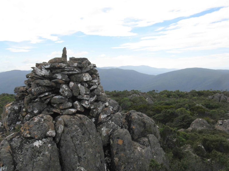 Old cairn.JPG