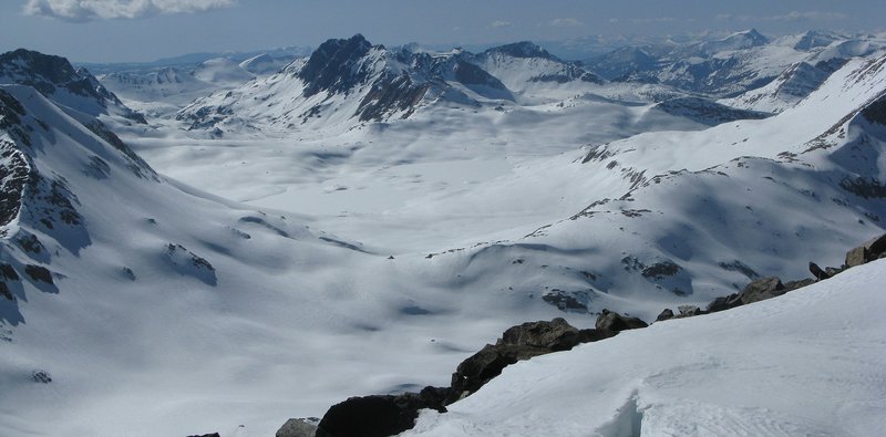 muir_pass_from_black_giant.jpg