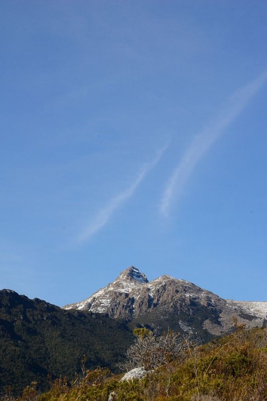 mt anne.JPG