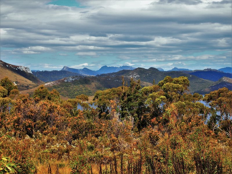 From Serpentine Lookout.JPG