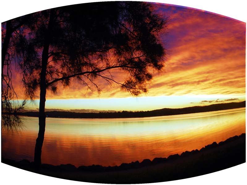 Lake Macquarie sunset Dec 10 overlap.jpg