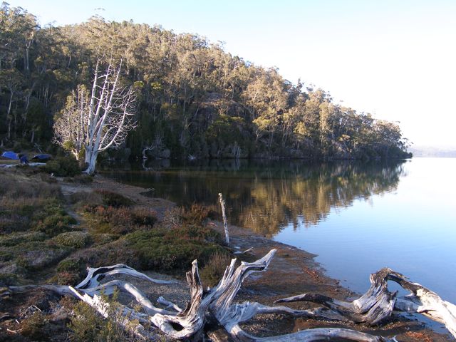 LakeAdelaide1.jpg