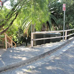 Hodgson Ave steps (258530)