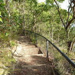 The foreshore track is well-defined (389900)