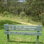 Blue Mountains National Park sign at track head (41775)