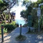 Top of the Path to Jibbon Beach (98780)